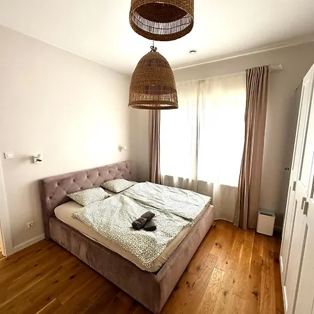 Green Home Tarnowskie Gory Exterior photo