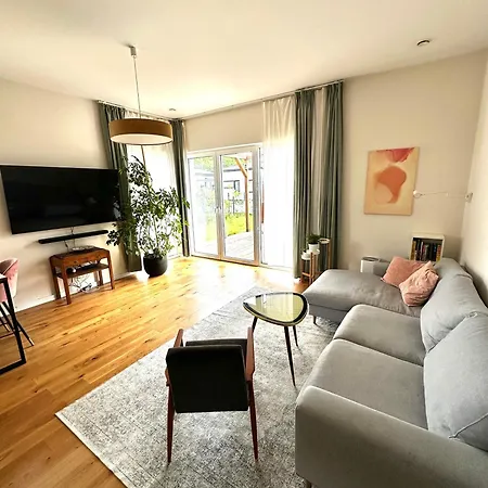 Green Home Tarnowskie Gory Exterior photo